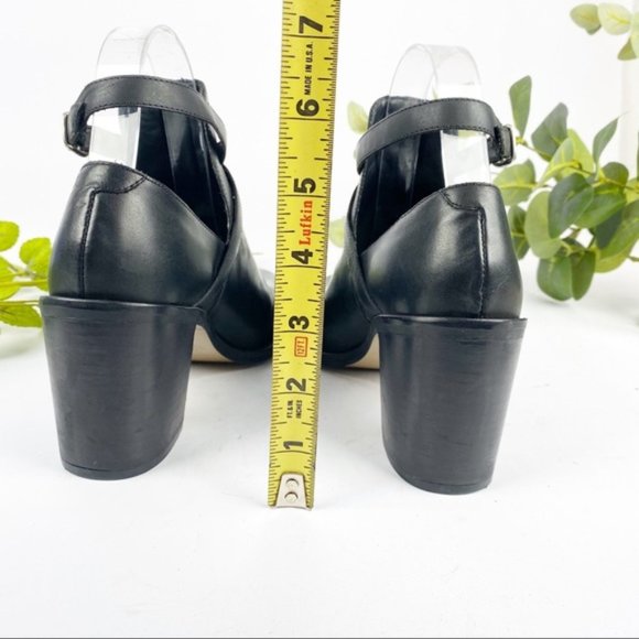 Steve Madden Bootie Square Toe Block Heel in Black - Picture 3 of 7